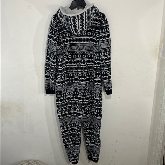 Cuddl Duds Color Me Cozy Hooded One Piece Fleece Pajamas Black Gray Red Size M - Picture 2 of 10